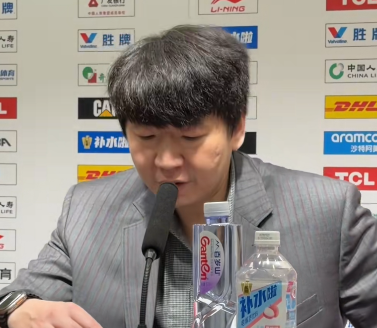 足球篮球直播-胜宁波发布会！邱彪点赞2后卫攻守输出，高诗岩力挺王证发挥！